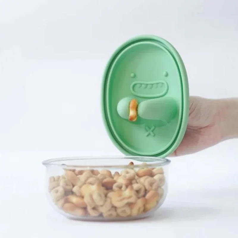 Food Snacks Wholesale - ハンズフリースナックボックス、クラムなし、スナック収納ボックス、漫画柄クッキーボックス、食品グレードのシリコン製密閉防湿ボックス